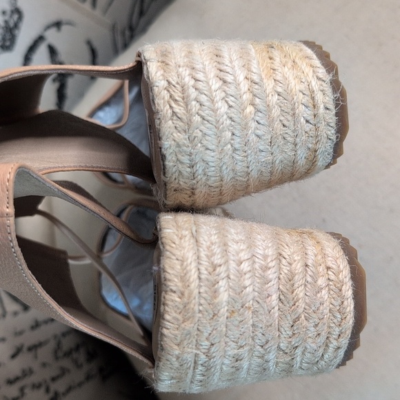 Eileen Fisher Agnes Espadrille Wedge Sandals Beige Leather Open Toe 9.5 - Picture 15 of 16